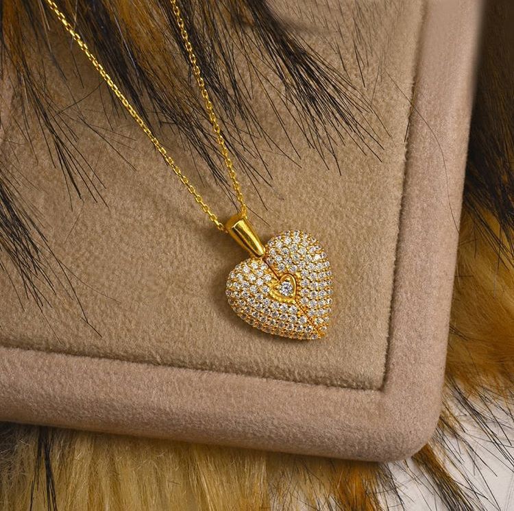 Beautiful Engraved Name Angel Heart Necklace