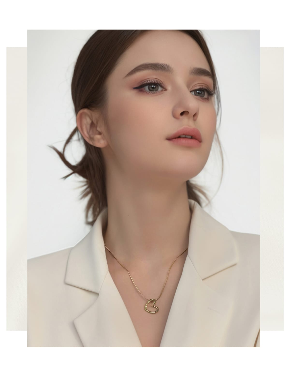 Beautiful Knot Heart Necklace