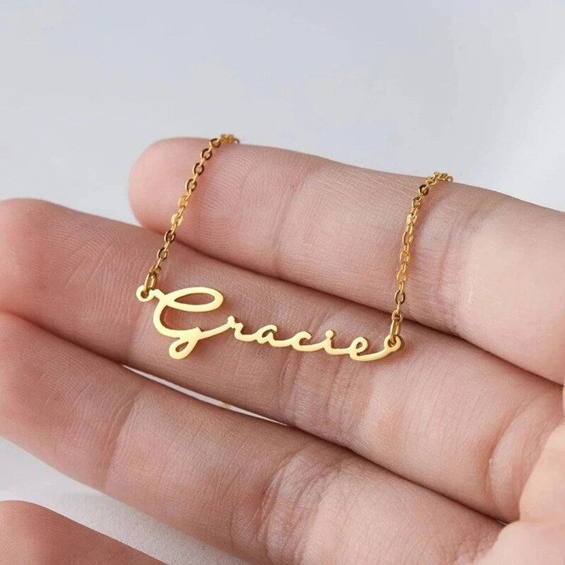 Beautiful Cusatomize Name Necklace
