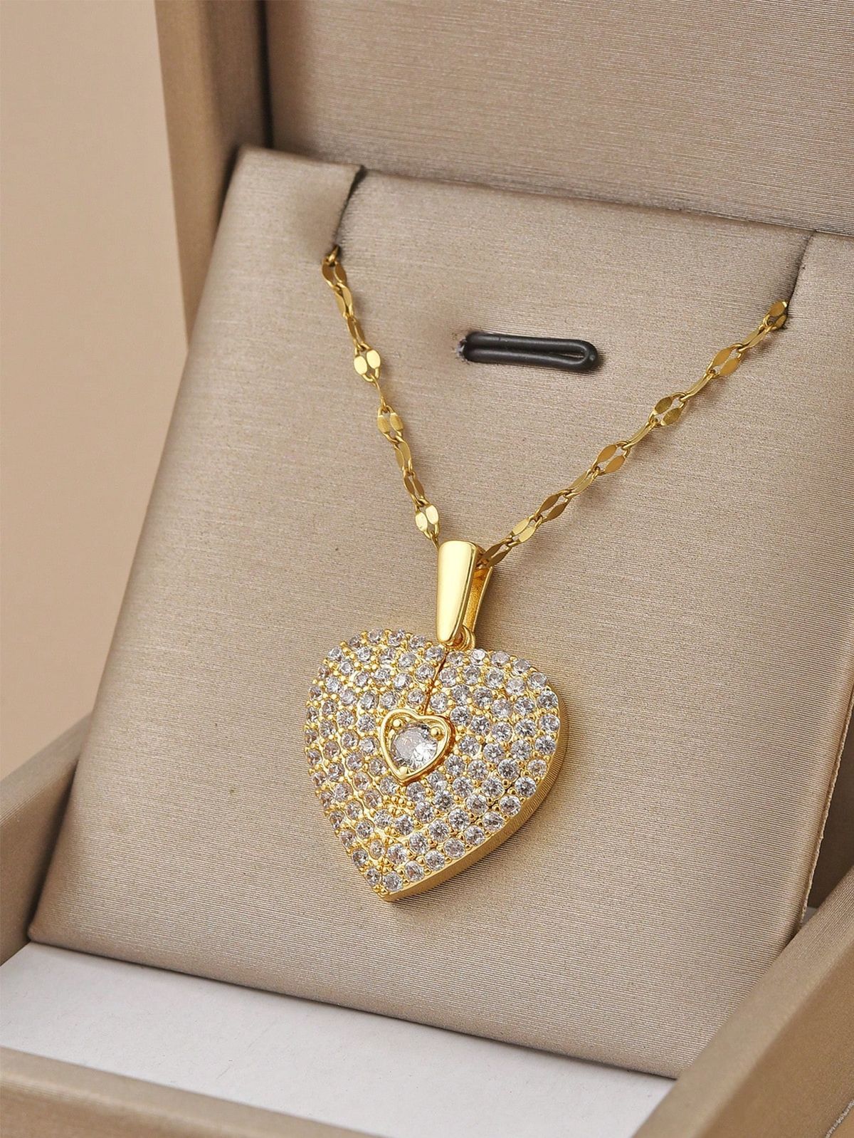 Beautiful Engraved Name Angel Heart Necklace